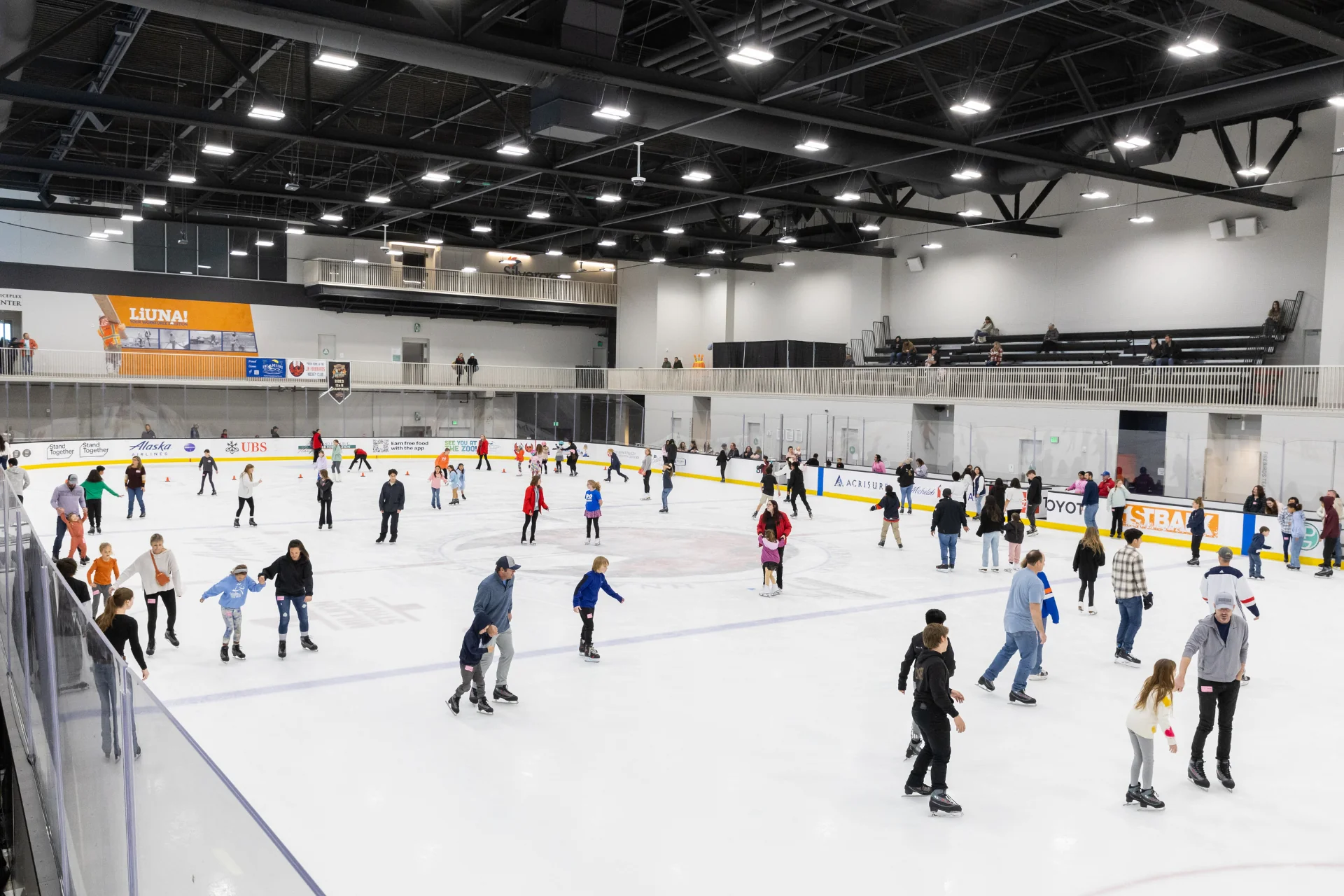 Public Sessions take place daily at the Berger Foundation Iceplex